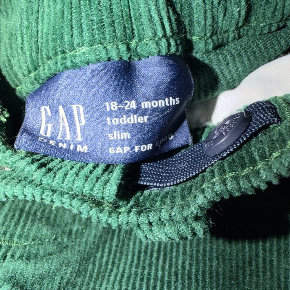 GAP Kids '90's Forest Green Corduroy Pants- BNWOT - Picture 6 of 8
